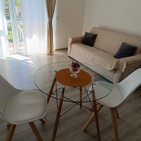 Fior&Iris Apartments Στρέσα Εξωτερικό φωτογραφία